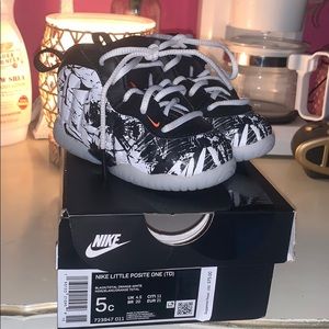 Nike Little Posites childs size 5c.